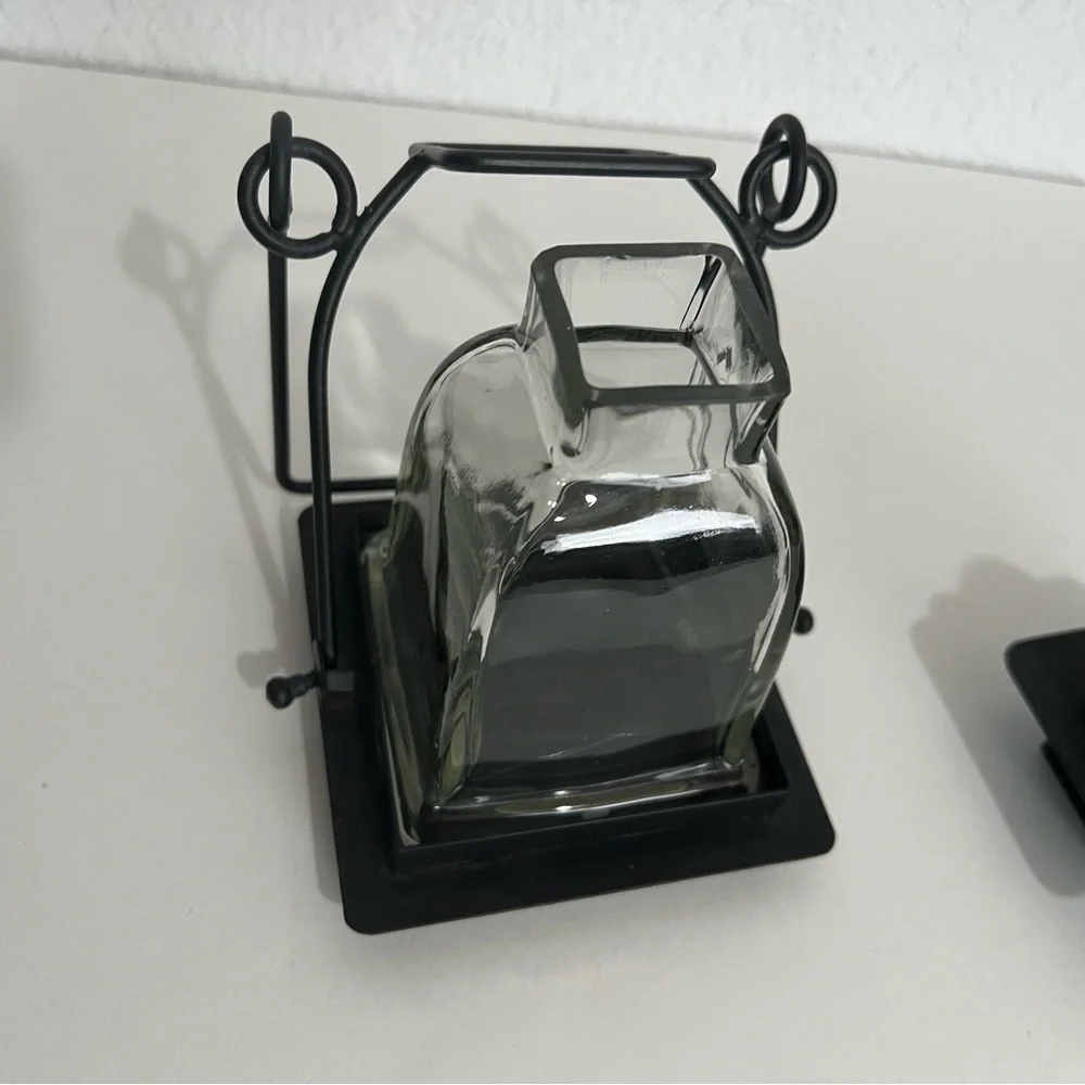 Frontgate Vintage Windproof Candle Holder Lantern Indoors & Outdoors Black
